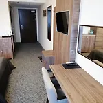 מלון Zakliki 3*